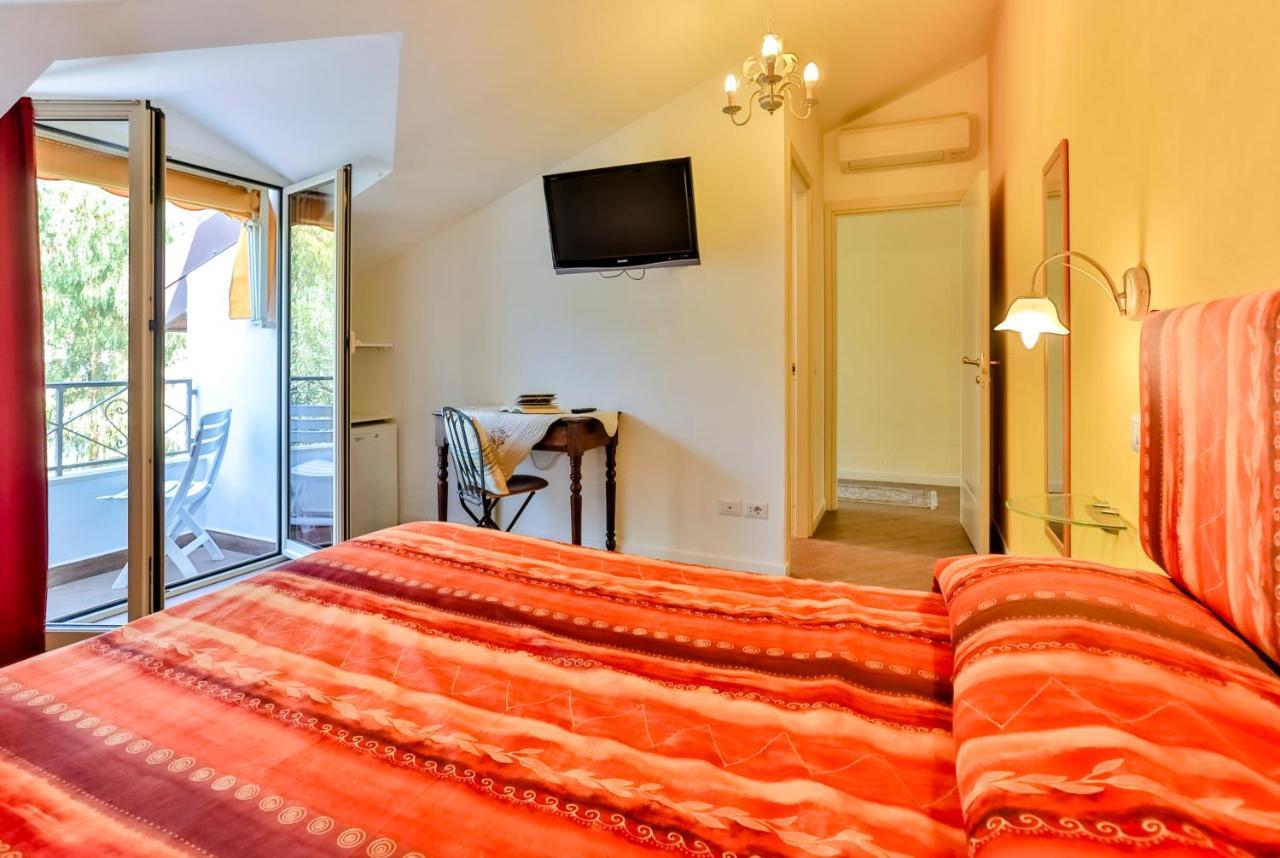 Casa Di Rossana Bed&Breakfast Санремо Экстерьер фото